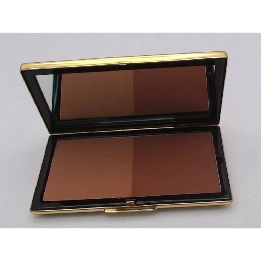 Victoria Beckham Matte Bronzing Brick Warm & Contour New in Box